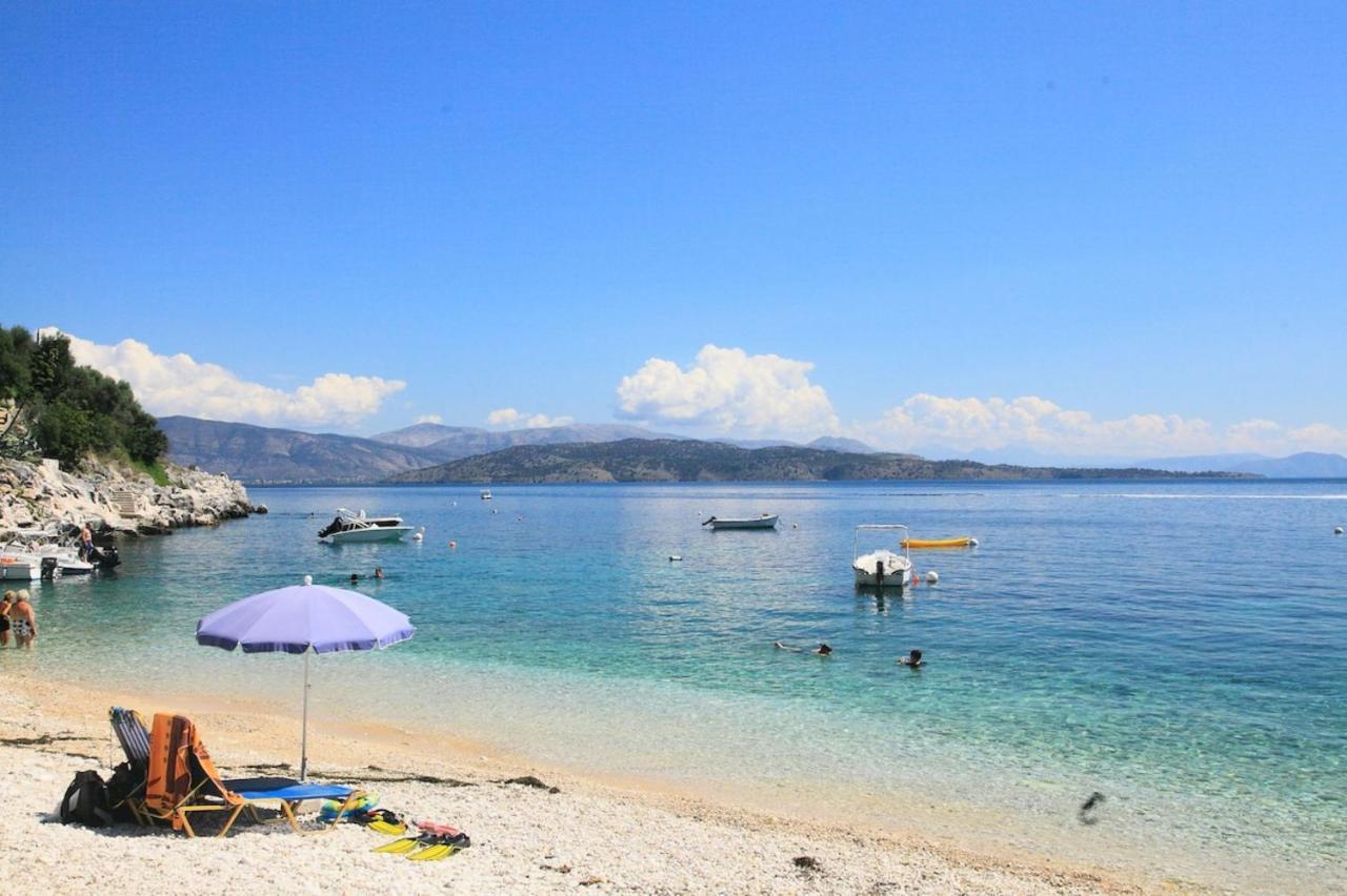 Kaminaki Beachfront Apartments Ниссаки Экстерьер фото