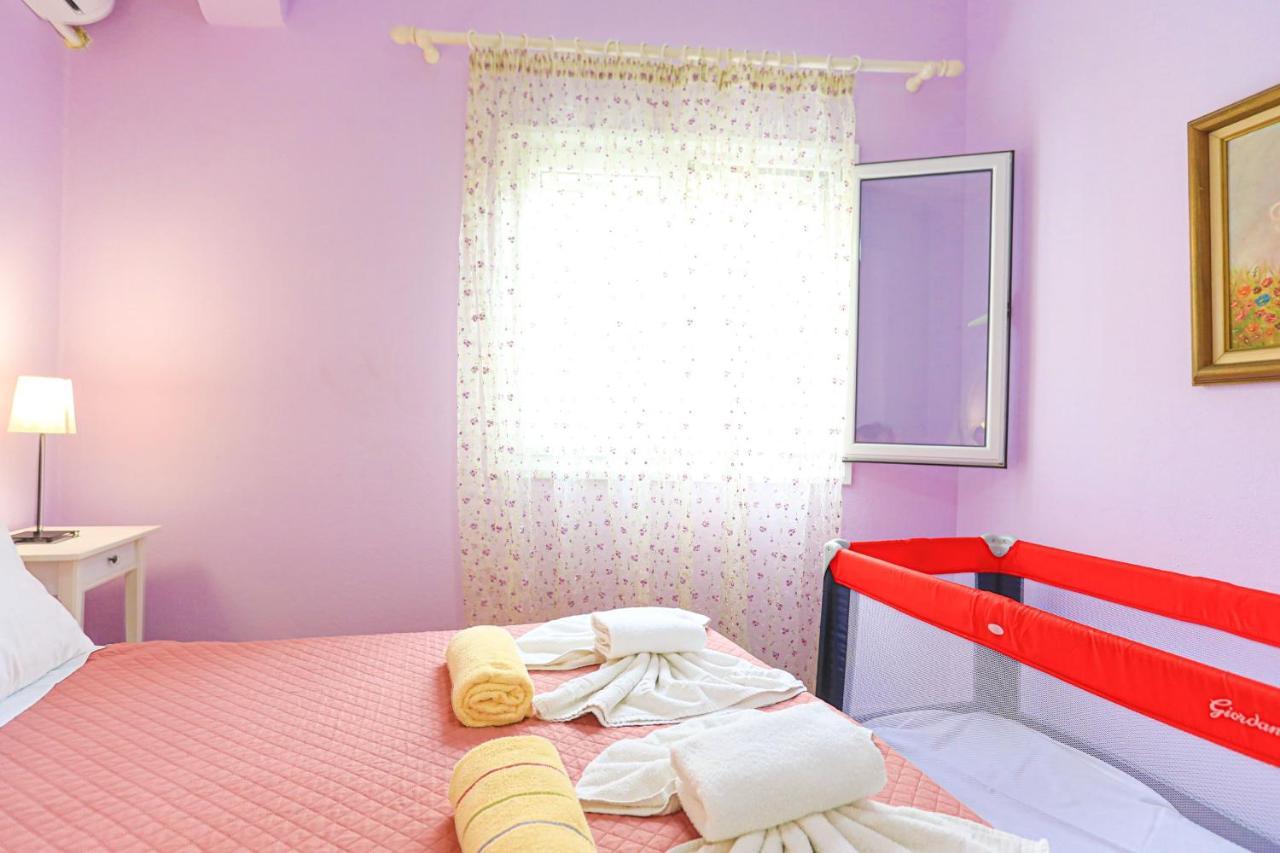 Kaminaki Beachfront Apartments Ниссаки Экстерьер фото