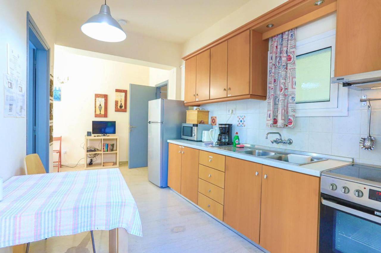 Kaminaki Beachfront Apartments Ниссаки Экстерьер фото