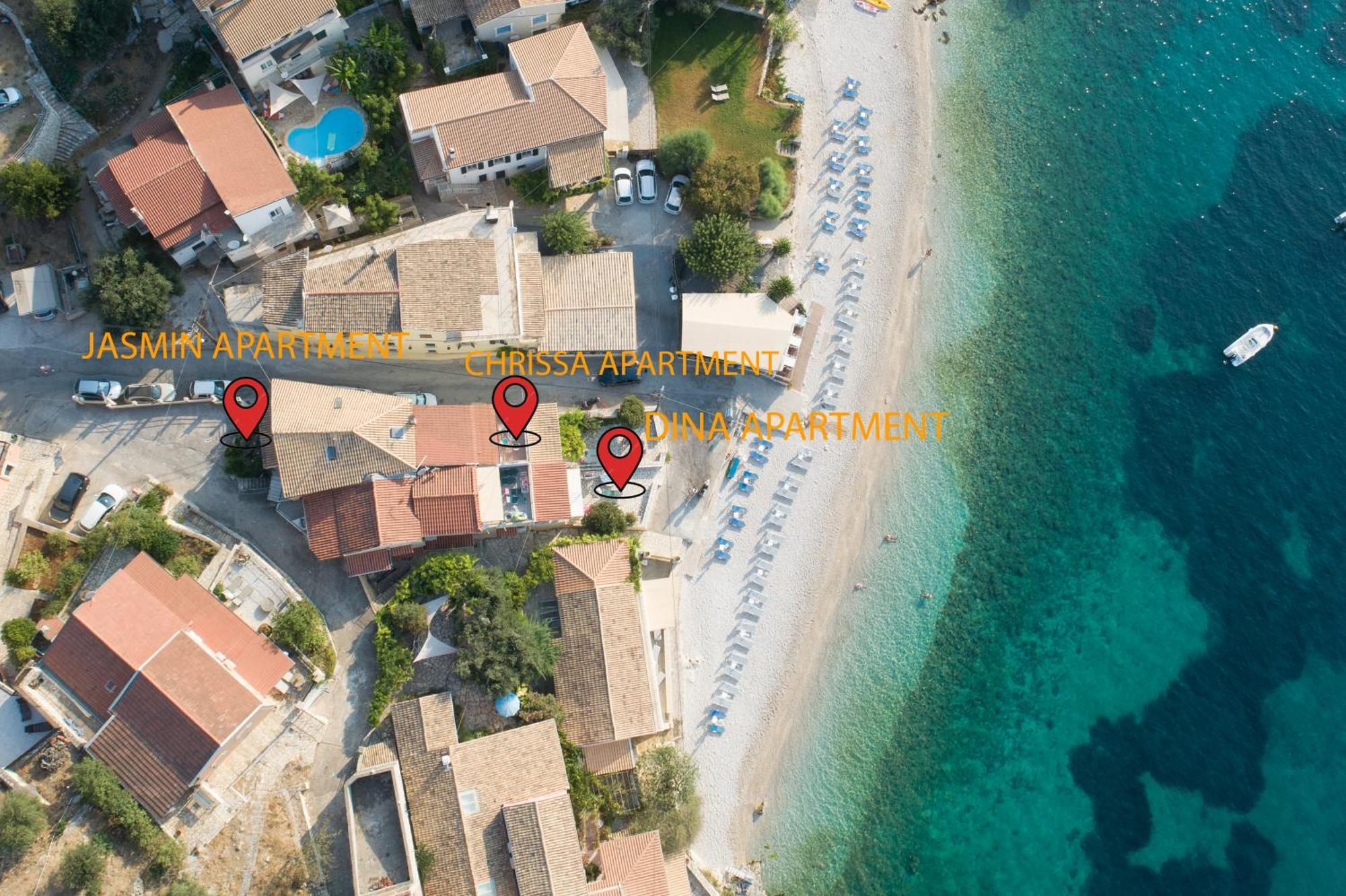 Kaminaki Beachfront Apartments Ниссаки Экстерьер фото